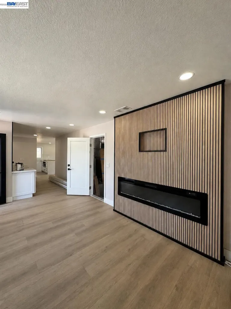 25589 Belhaven Street Hayward CA 94545