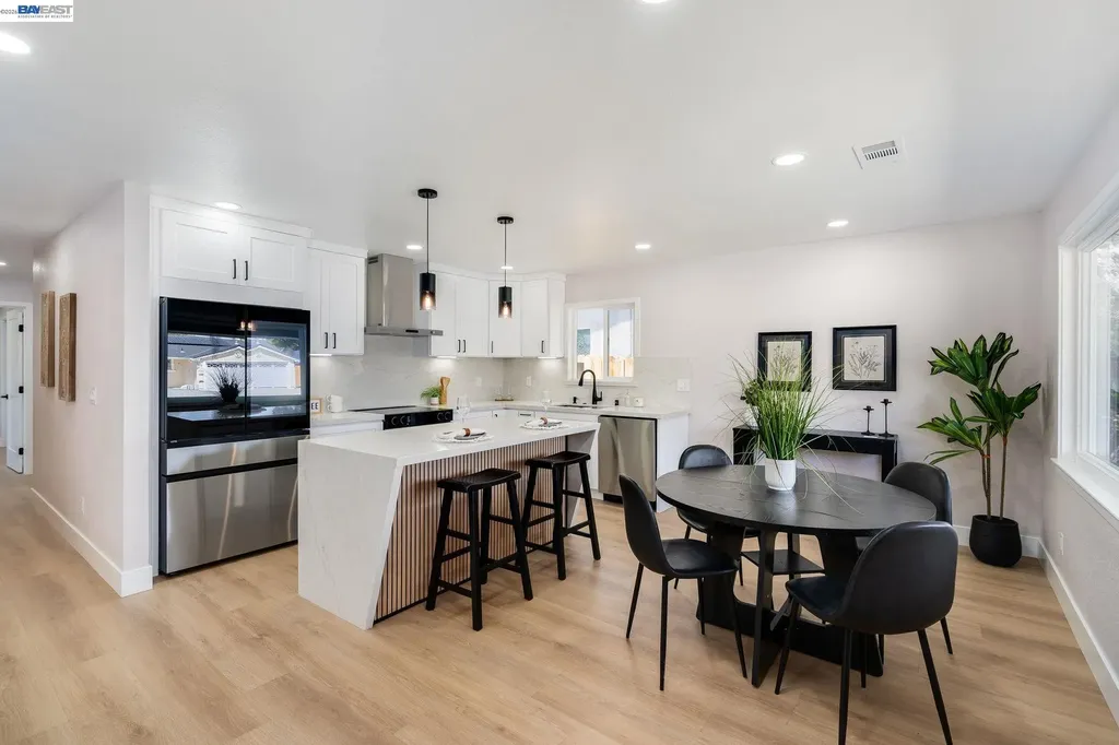 25589 Belhaven Street Hayward CA 94545