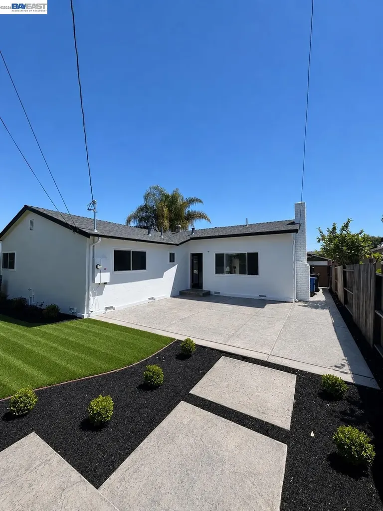 25589 Belhaven Street Hayward CA 94545