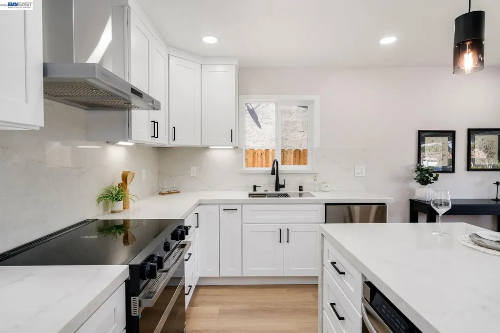 25589 Belhaven Street Hayward CA 94545