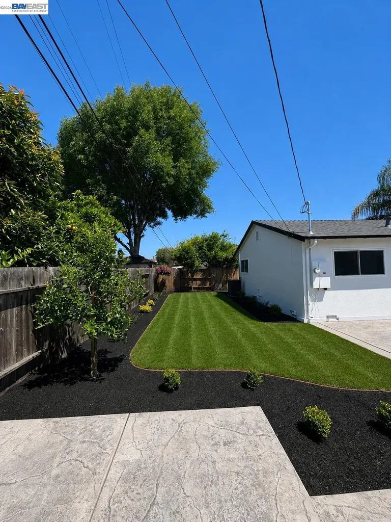 25589 Belhaven Street Hayward CA 94545