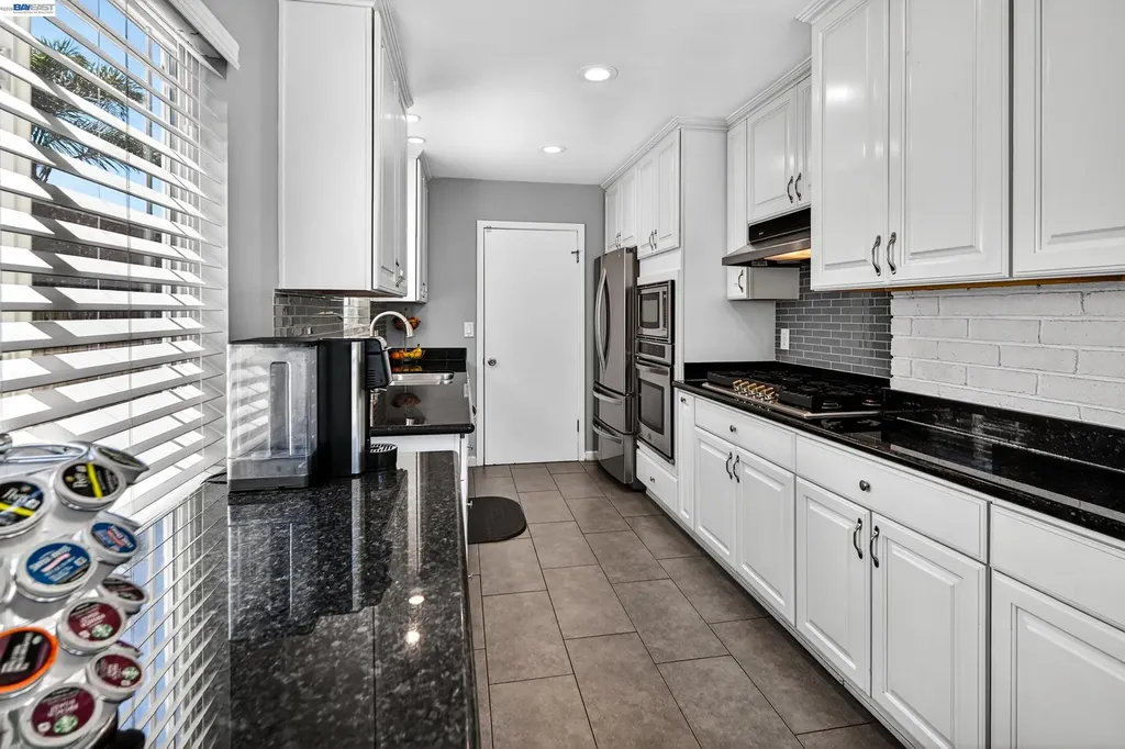 1640 Via Escondido San Lorenzo CA 94580
