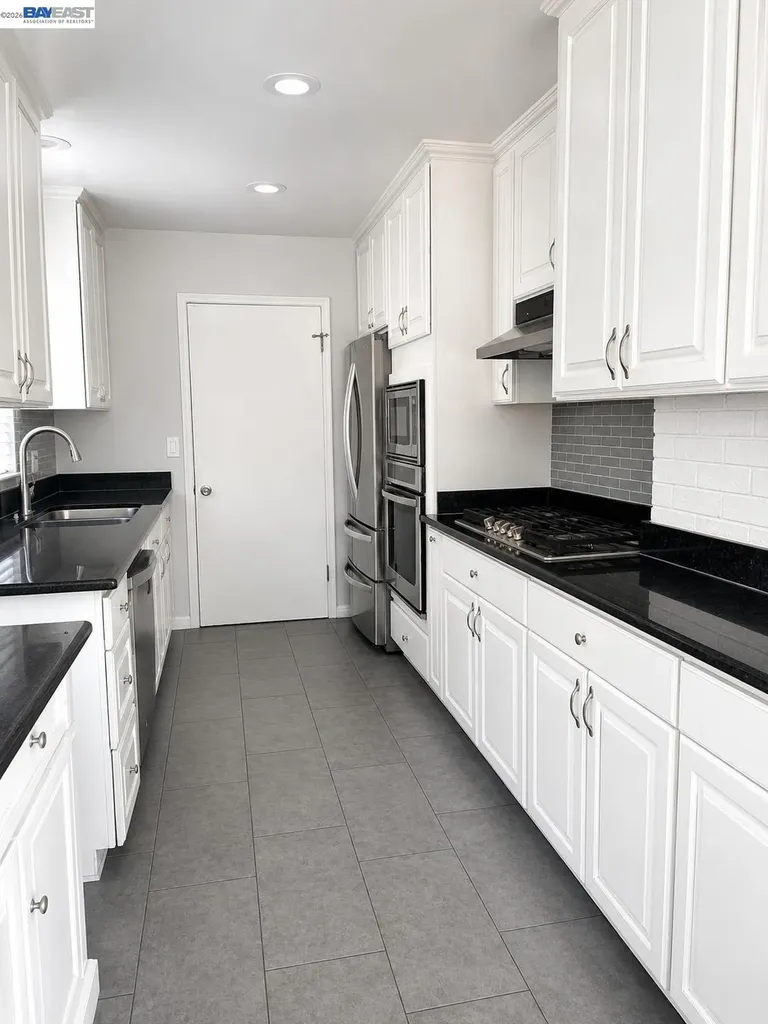 1640 Via Escondido San Lorenzo CA 94580