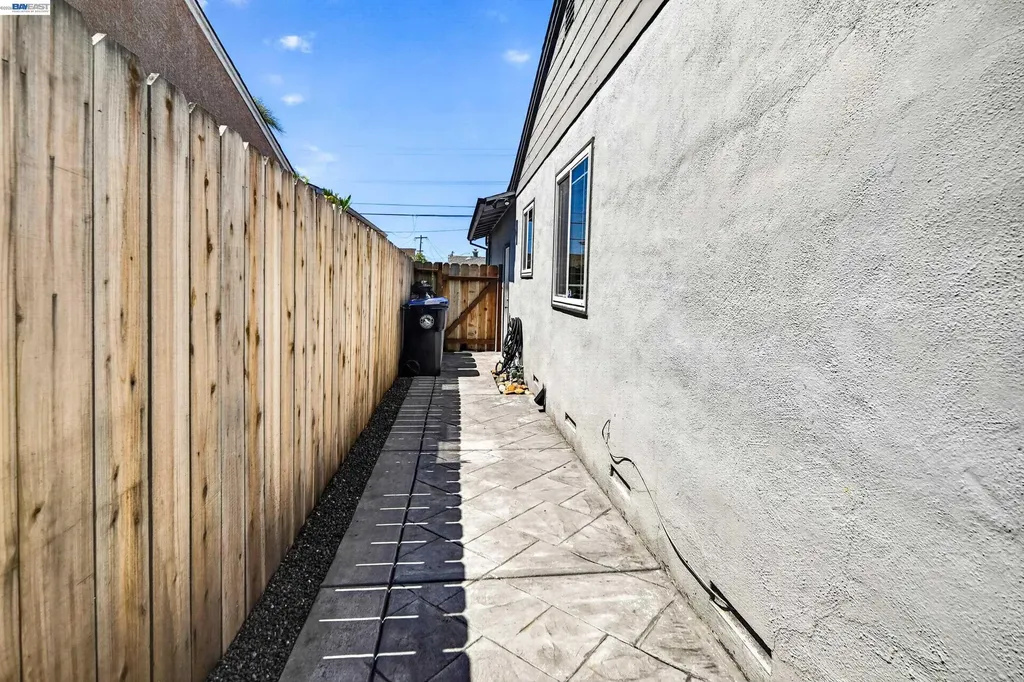 1640 Via Escondido San Lorenzo CA 94580
