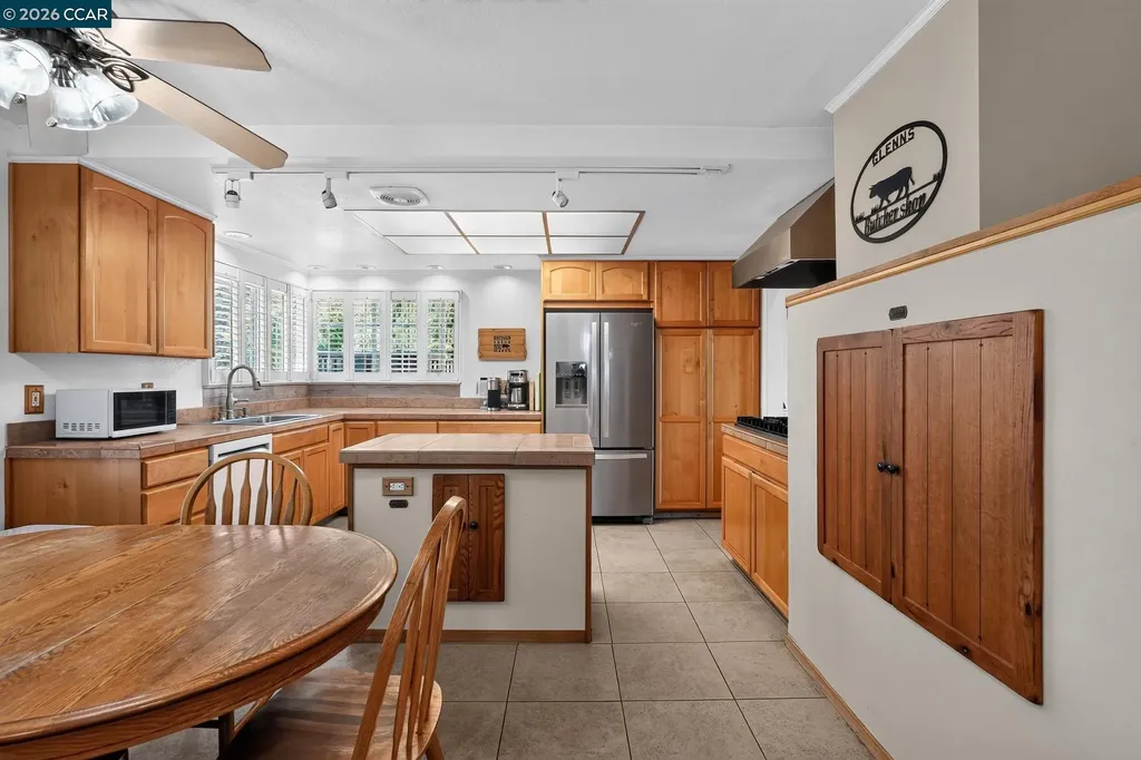 550 Lori Drive Benicia CA 94510