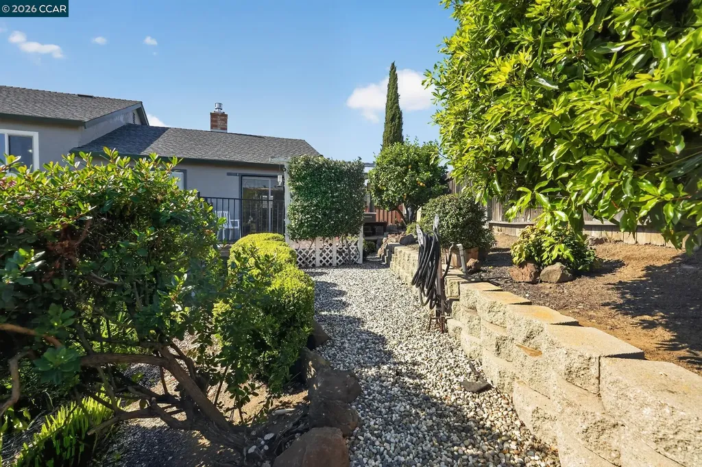 550 Lori Drive Benicia CA 94510