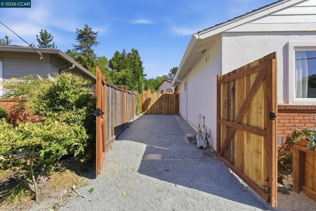 3196 Rohrer Drive Lafayette CA 94549
