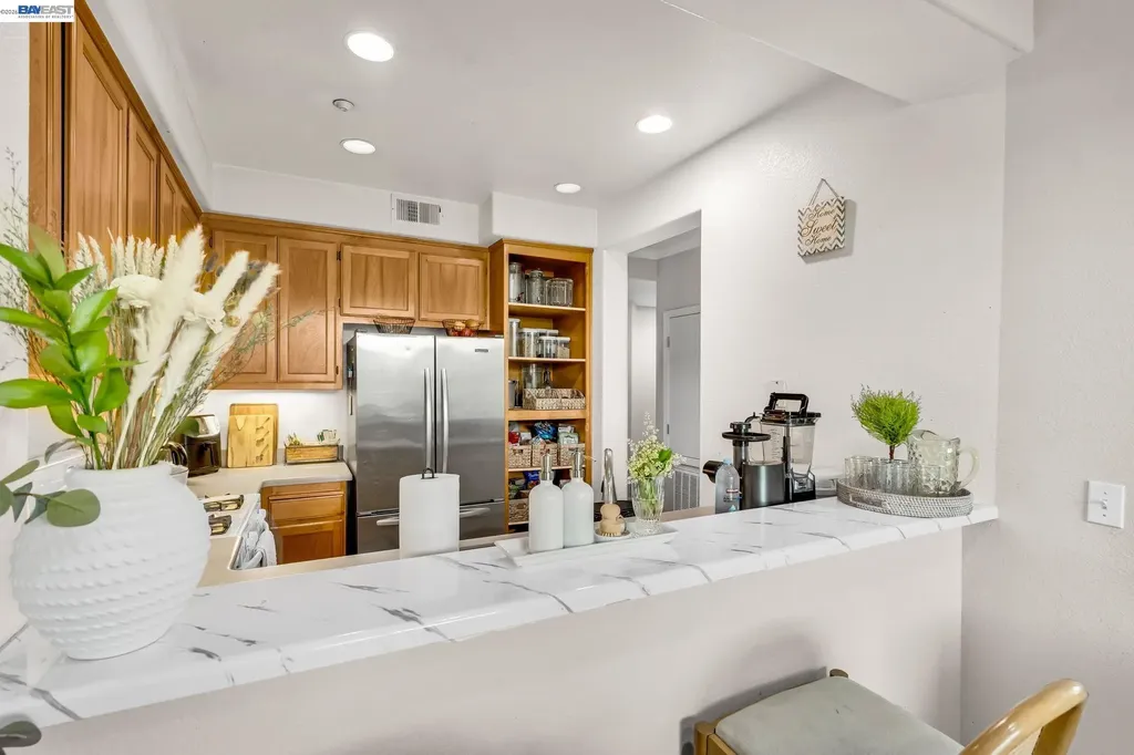 1473 Tucker Street Oakland CA 94603