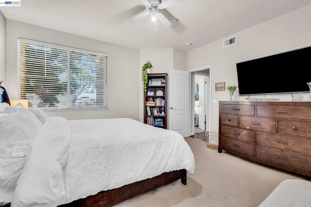 1473 Tucker Street Oakland CA 94603