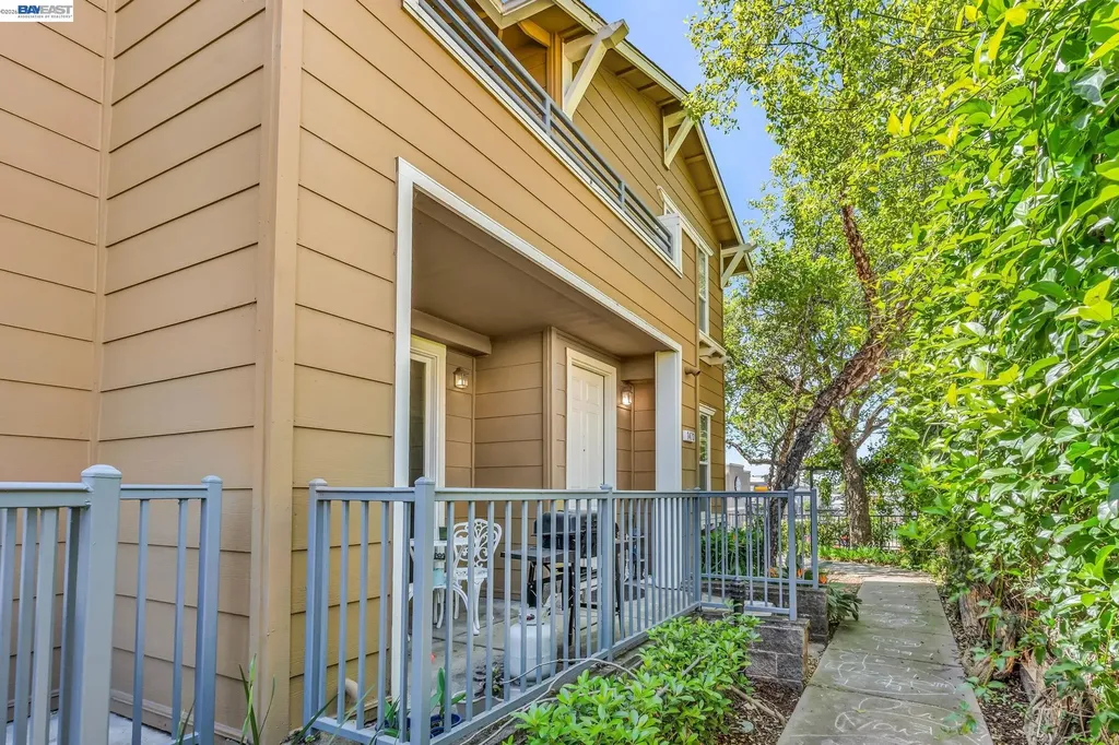 1473 Tucker Street Oakland CA 94603