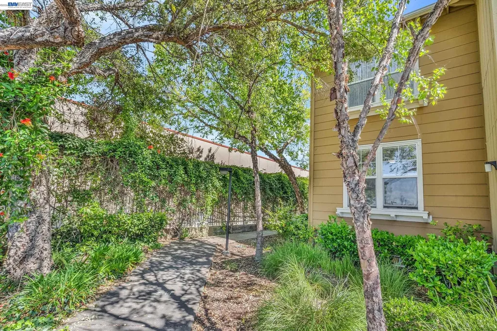 1473 Tucker Street Oakland CA 94603