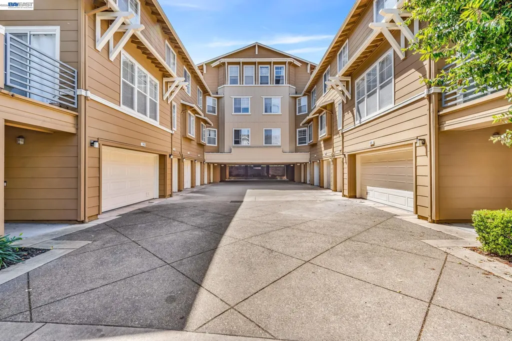1473 Tucker Street Oakland CA 94603