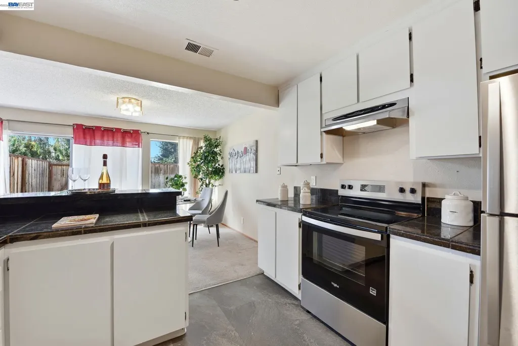 27773 Pistachio Court Hayward CA 94544