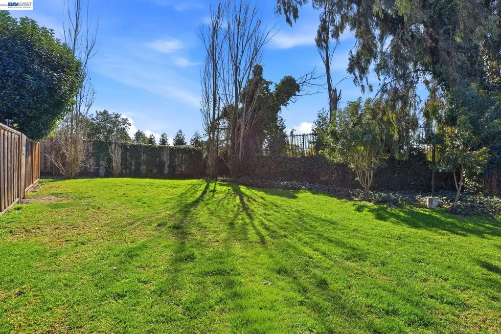 27773 Pistachio Court Hayward CA 94544