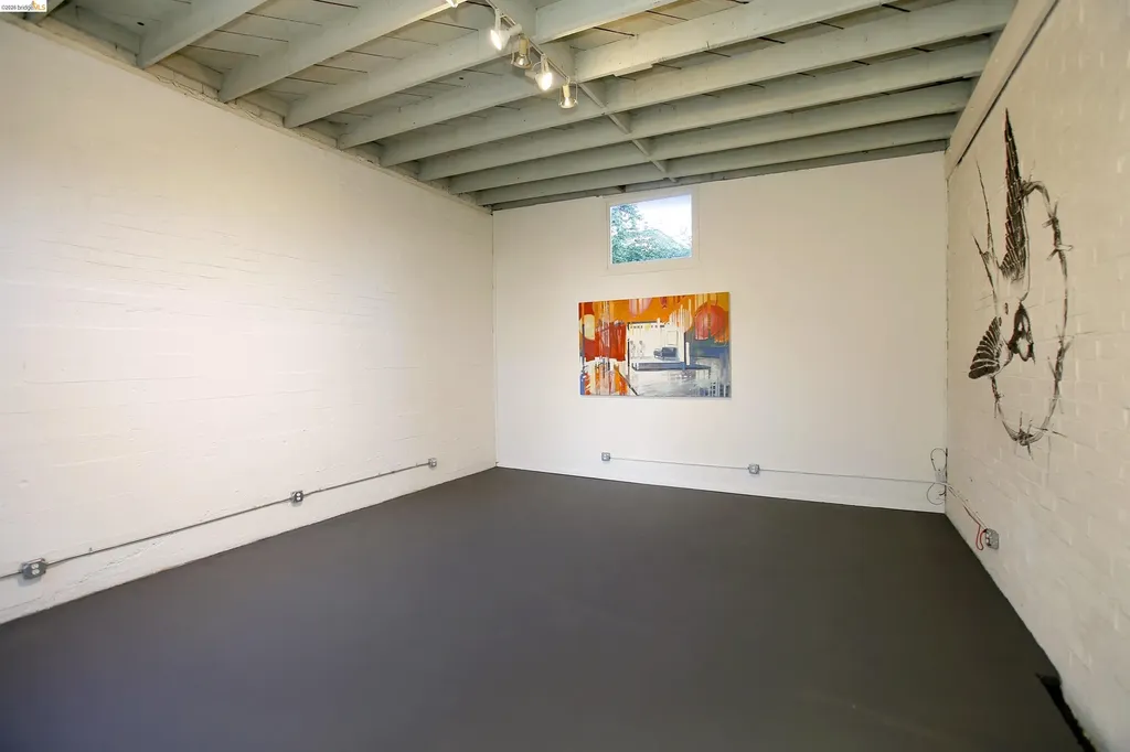 2946 Macarthur Boulevard Oakland CA 94602