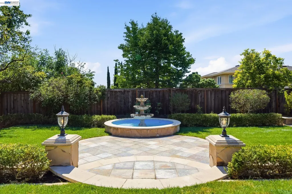 263 Mission Tierra Place Fremont CA 94539