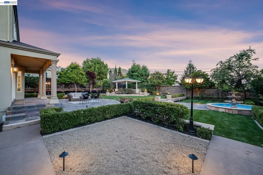 263 Mission Tierra Place Fremont CA 94539