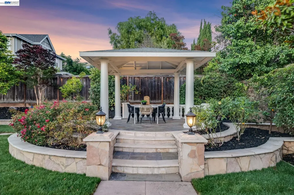 263 Mission Tierra Place Fremont CA 94539