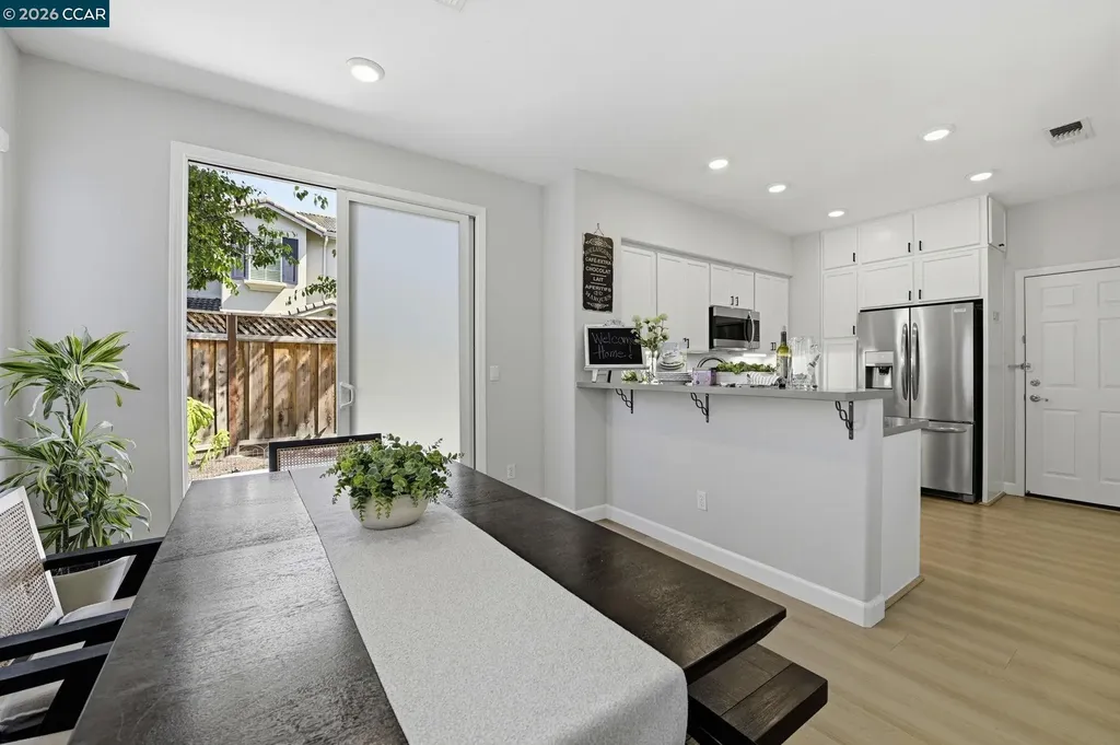 769 Plantation Lane Hayward CA 94544