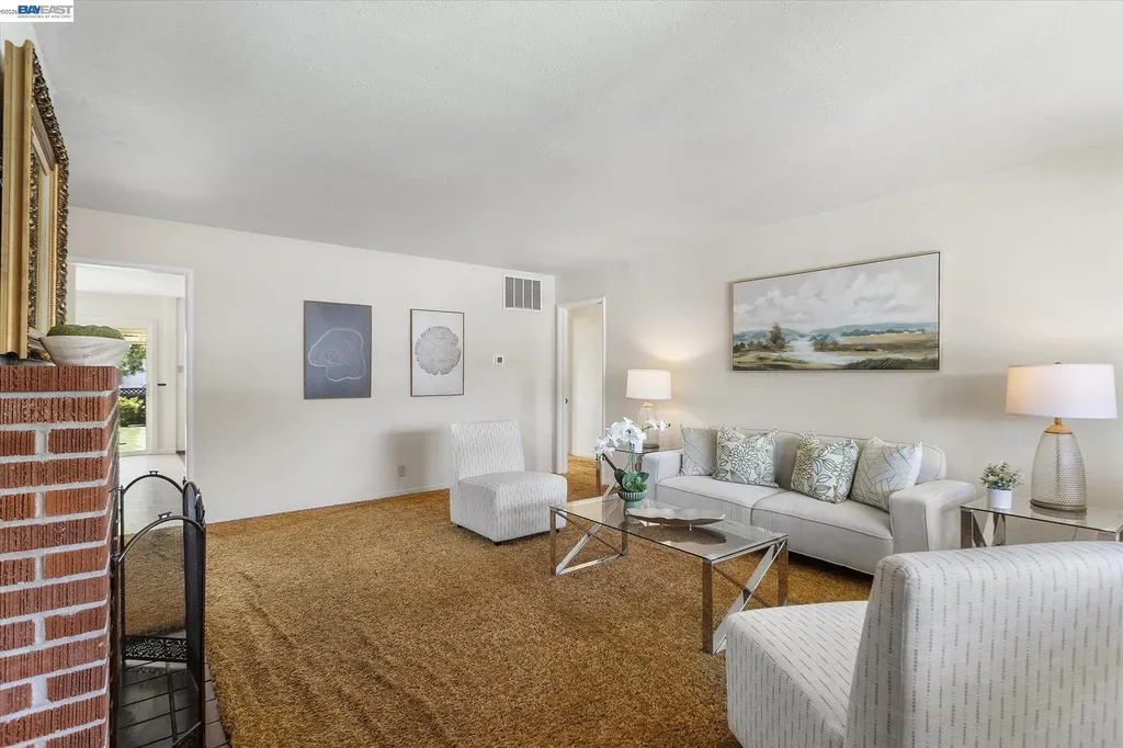156 Mecartney Road Alameda CA 94502