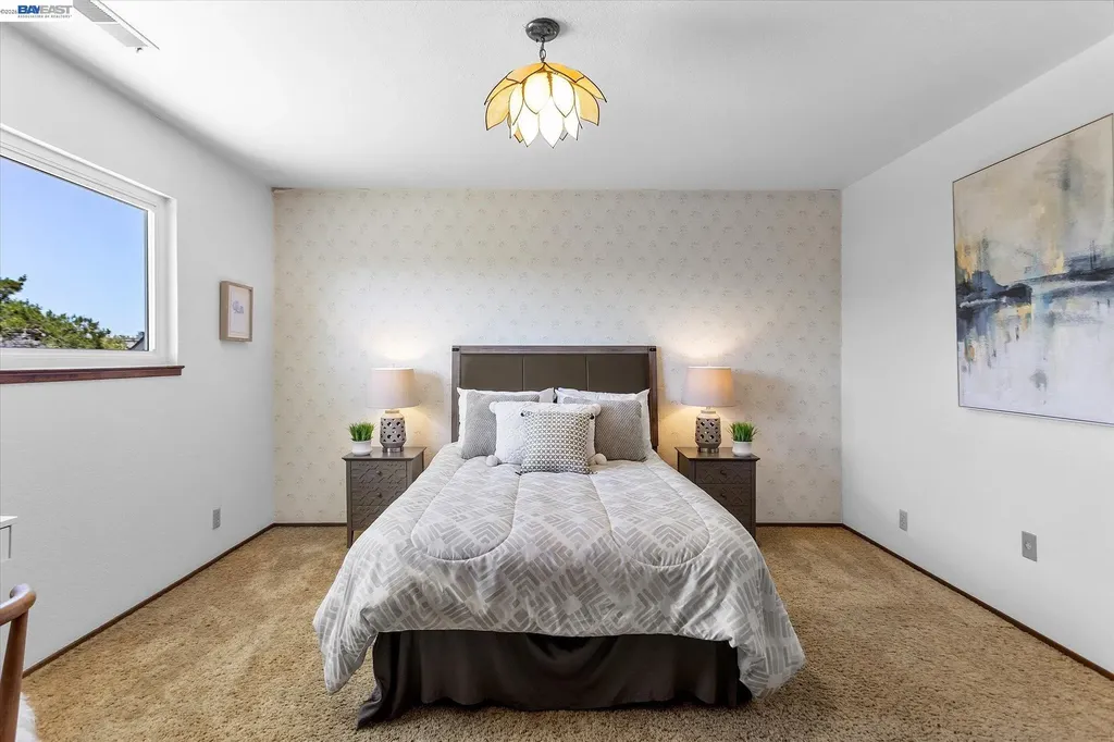156 Mecartney Road Alameda CA 94502
