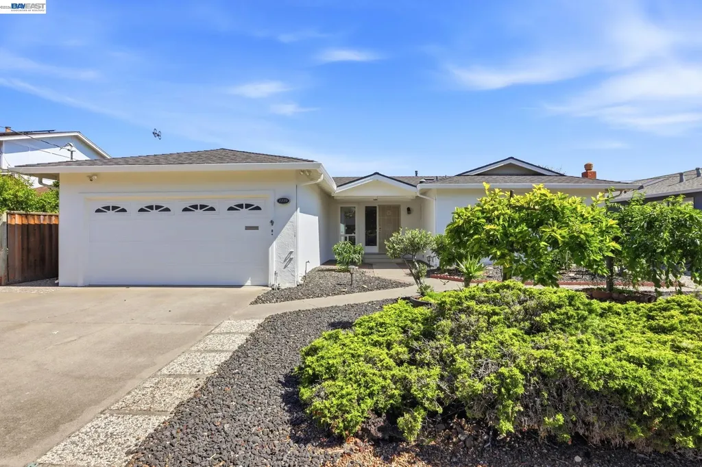 2339 Belvedere Avenue San Leandro CA 94577
