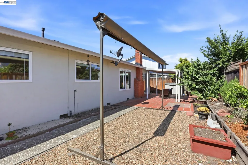 2339 Belvedere Avenue San Leandro CA 94577