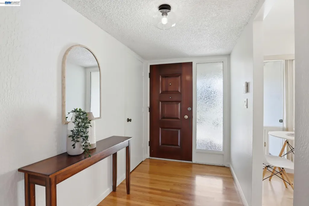 2339 Belvedere Avenue San Leandro CA 94577