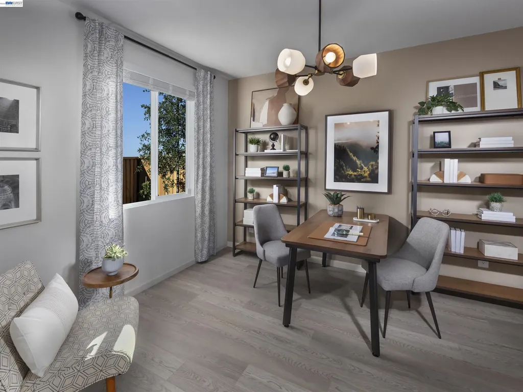 617 Channel Circle Oakley CA 94561