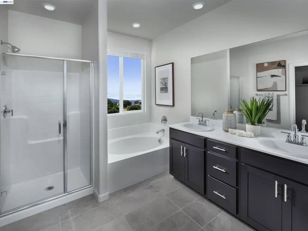 617 Channel Circle Oakley CA 94561
