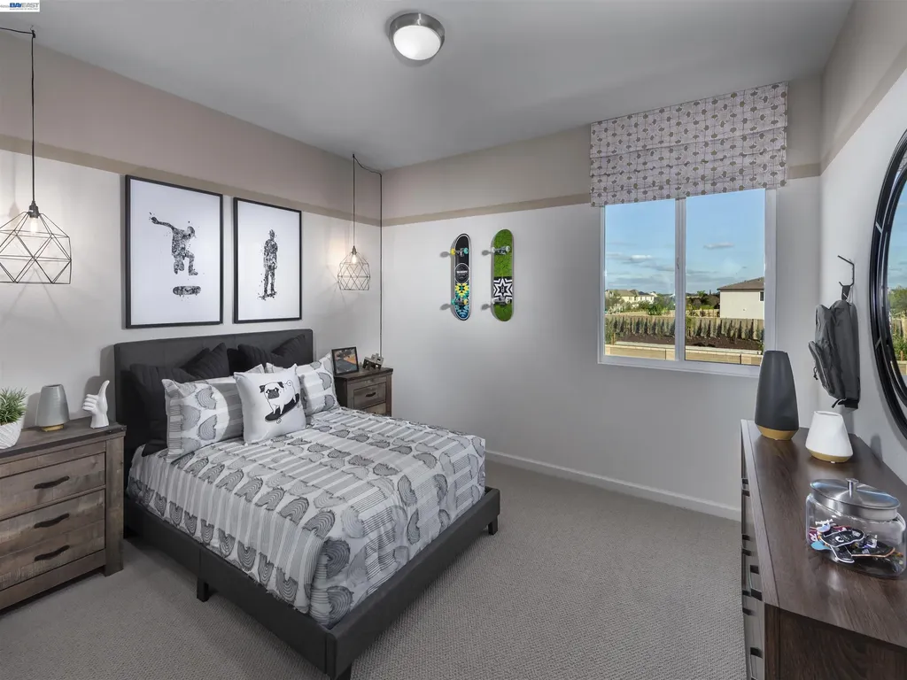 617 Channel Circle Oakley CA 94561