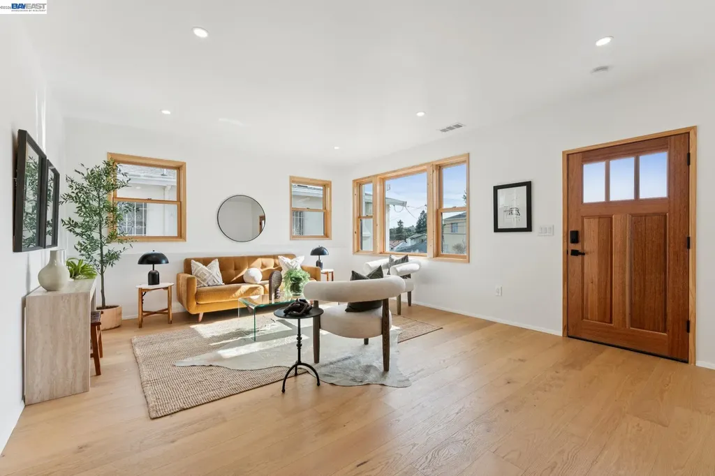 546 Weldon Avenue Oakland CA 94610