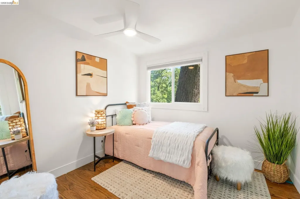 2647 Monterey Boulevard Oakland CA 94602