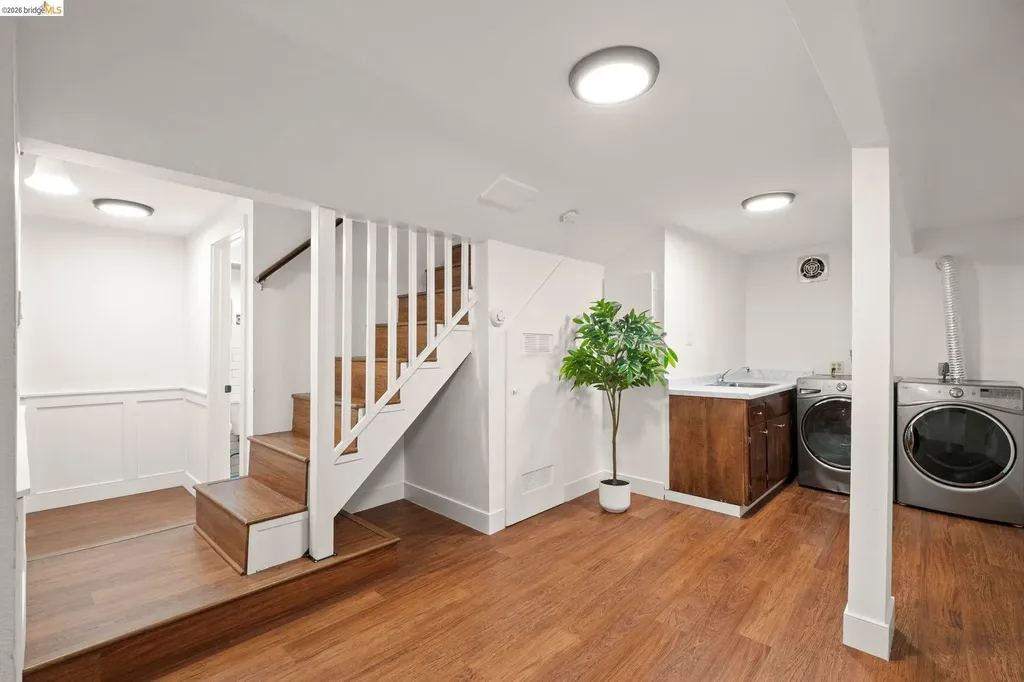 2647 Monterey Boulevard Oakland CA 94602