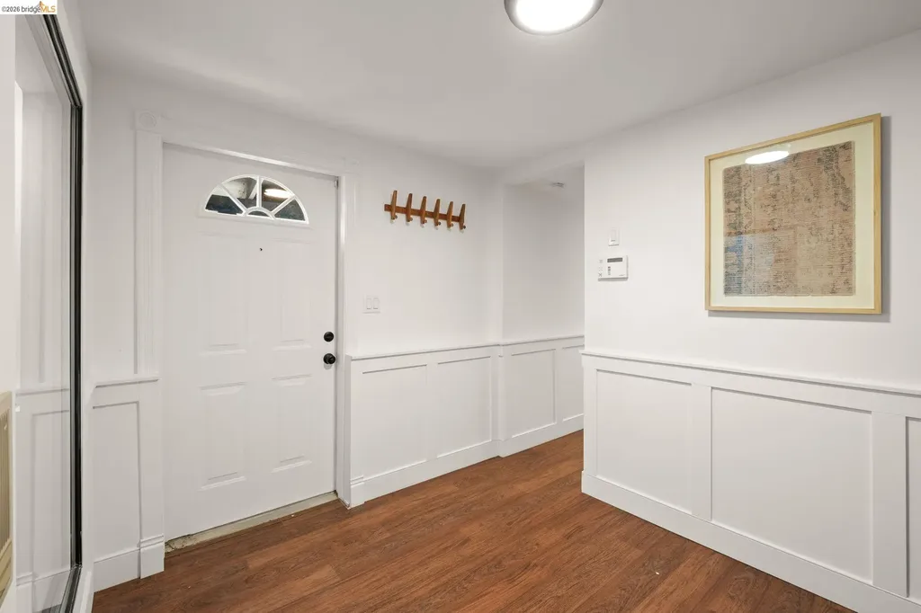 2647 Monterey Boulevard Oakland CA 94602