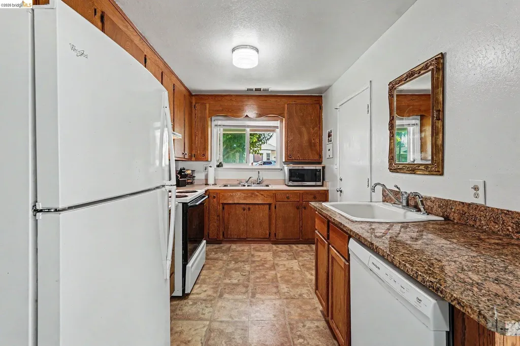 3193 Hosie Avenue Byron CA 94514