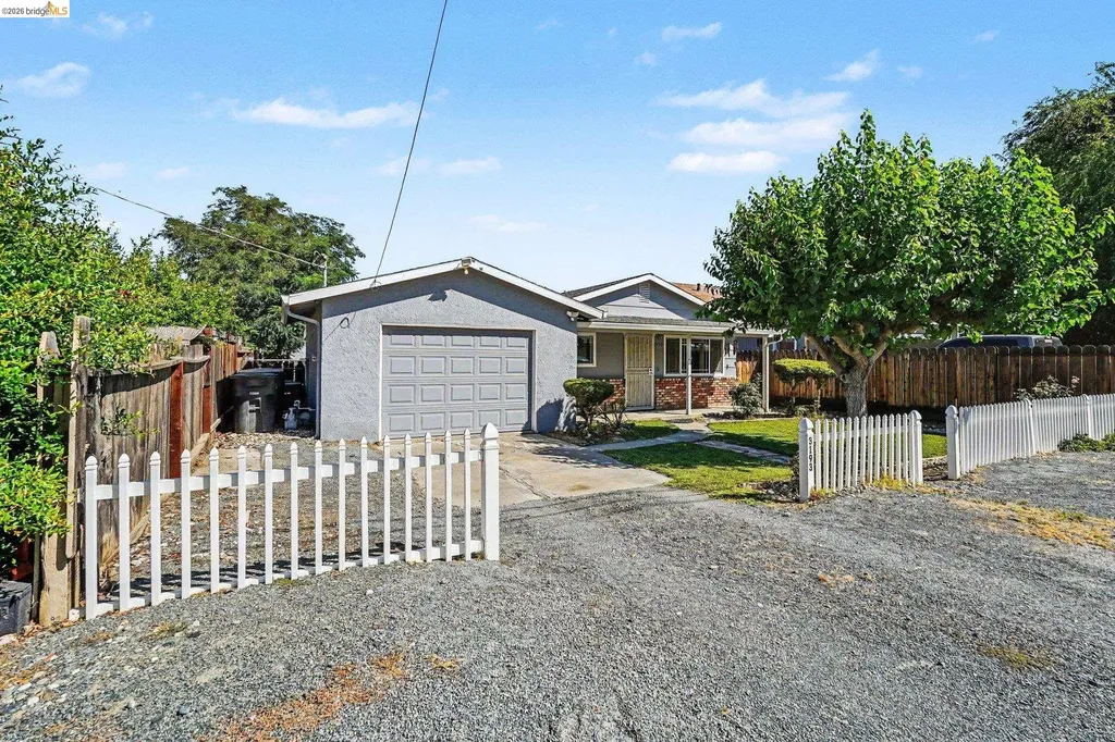 3193 Hosie Avenue Byron CA 94514