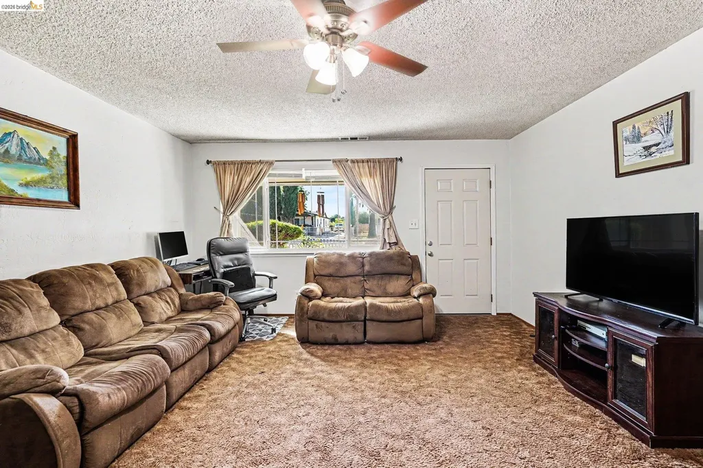 3193 Hosie Avenue Byron CA 94514