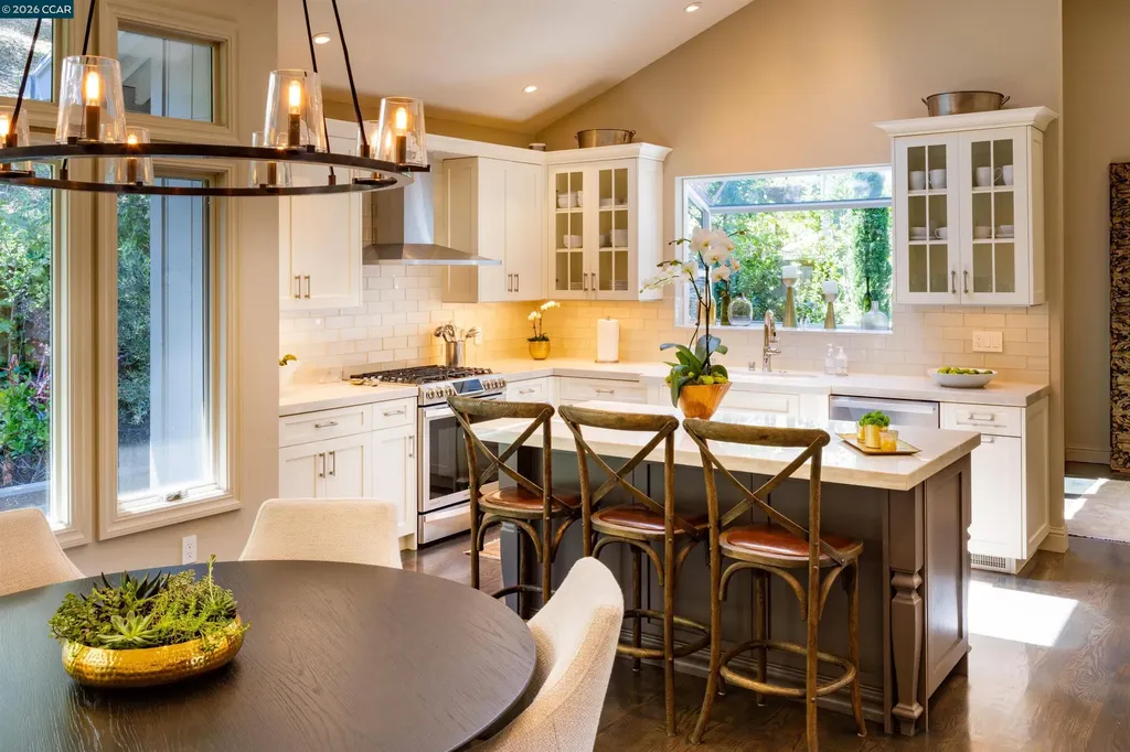 106 Brookline Street Moraga CA 94556