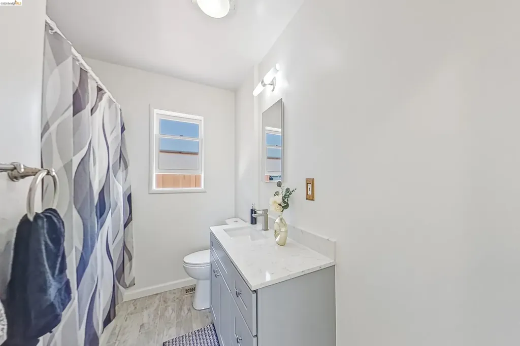 3264 Madera Avenue Oakland CA 94619