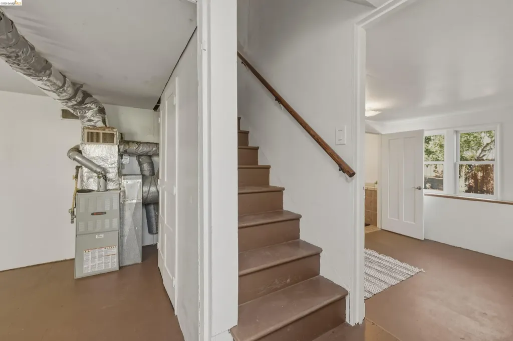 3264 Madera Avenue Oakland CA 94619