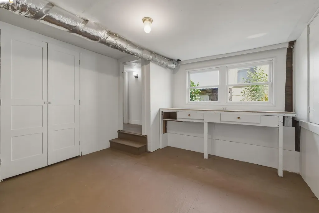3264 Madera Avenue Oakland CA 94619