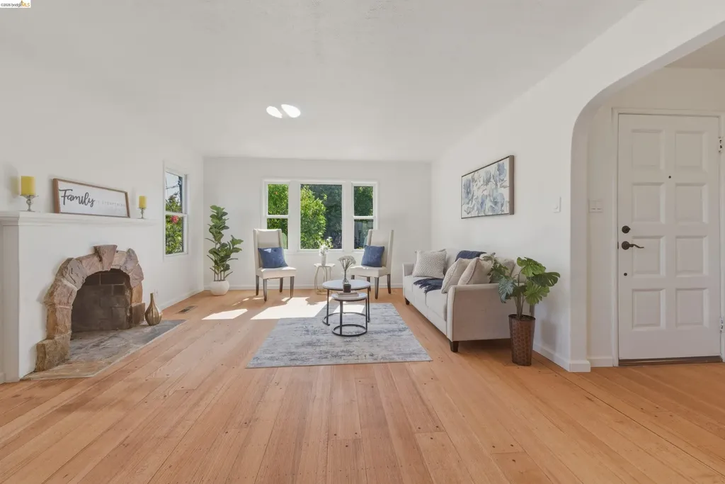 3264 Madera Avenue Oakland CA 94619