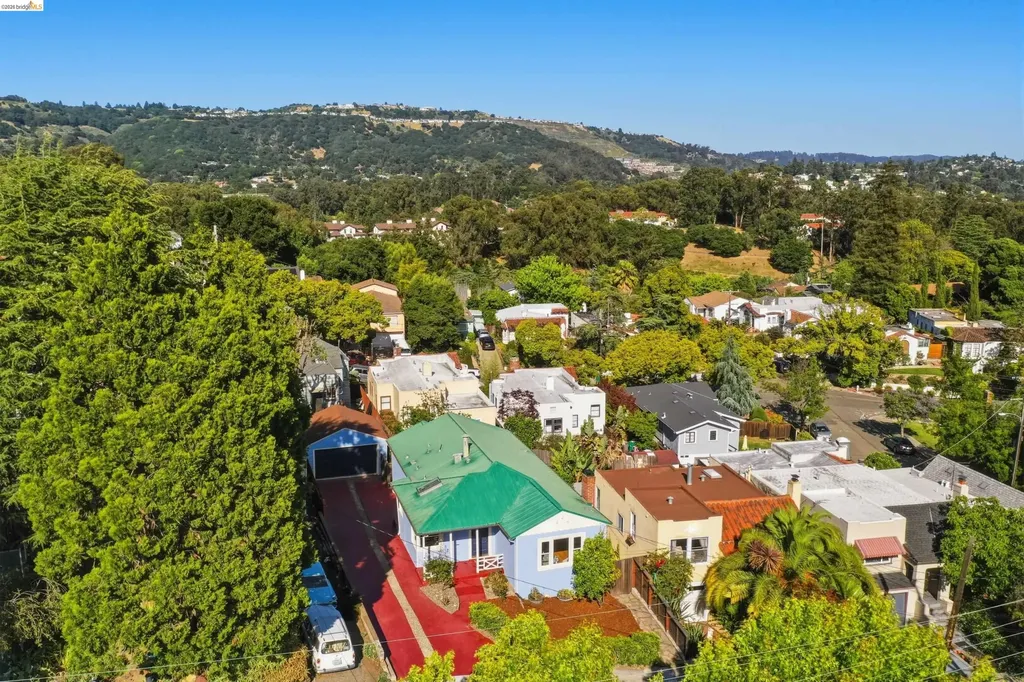 3264 Madera Avenue Oakland CA 94619
