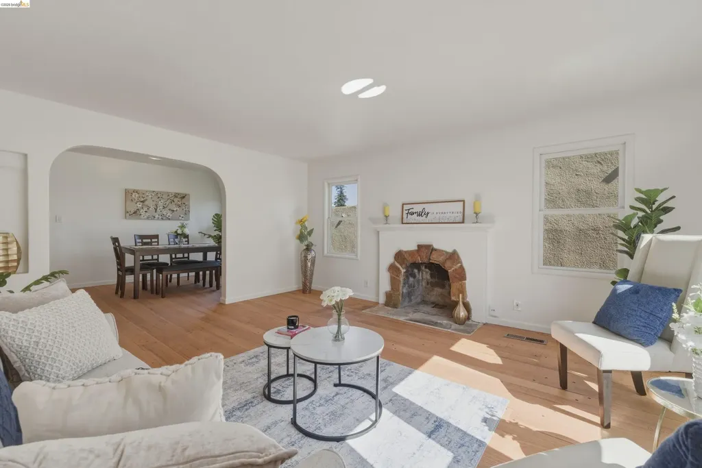 3264 Madera Avenue Oakland CA 94619