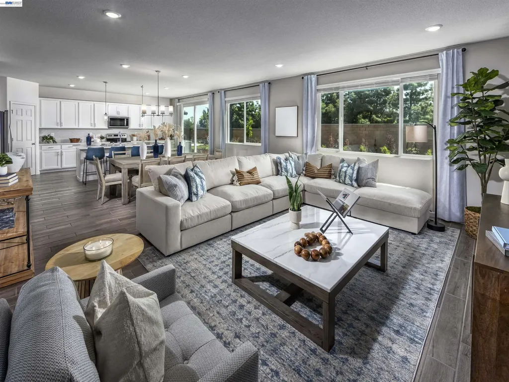 621 Channel Circle Oakley CA 94561