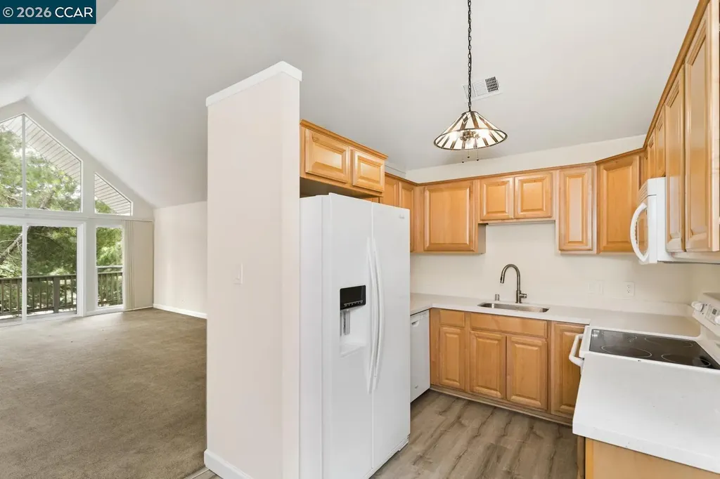 126 Ascot Court Moraga CA 94556
