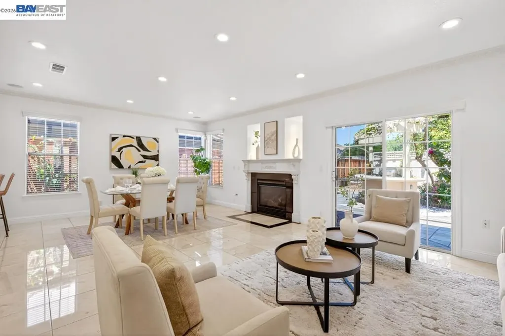 3249 Greenwood Drive Fremont CA 94536