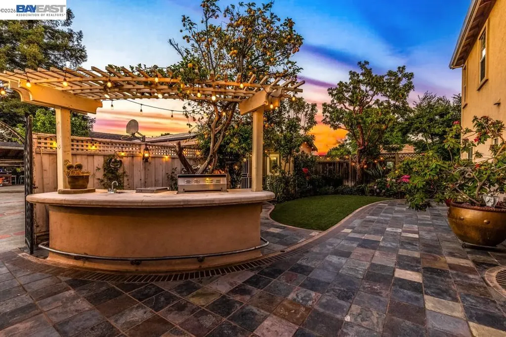 3249 Greenwood Drive Fremont CA 94536