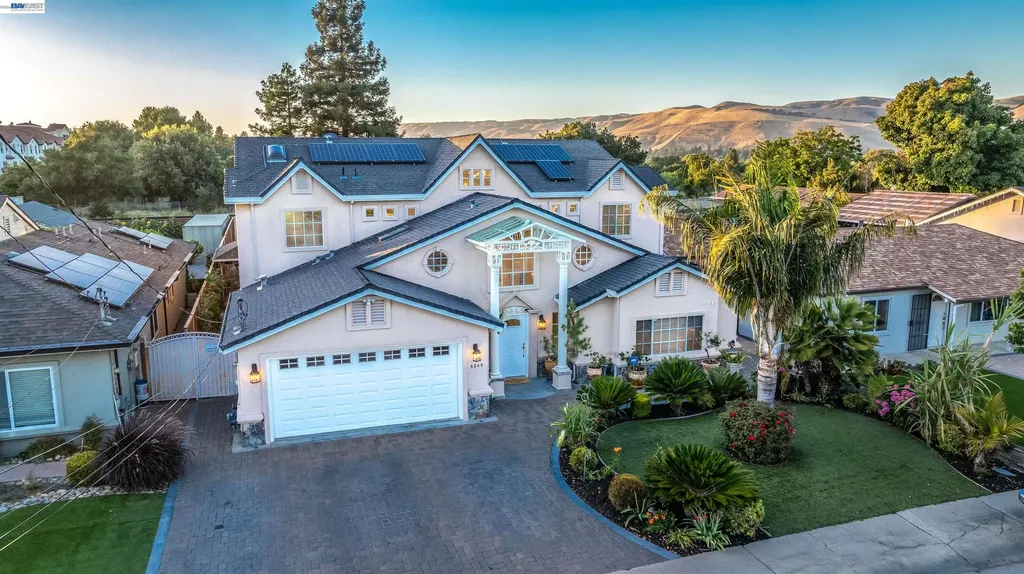 3249 Greenwood Drive Fremont CA 94536